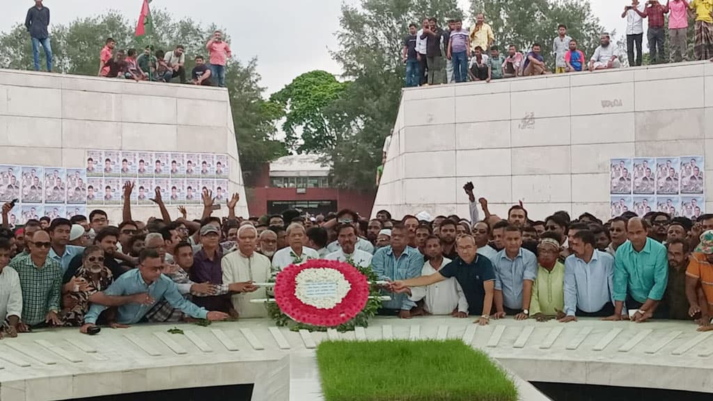 শেখ হাসিনাকে বর্তমান সরকারের হাতে তুলে দিতে ভারতকে অনুরোধ ফখরুলের