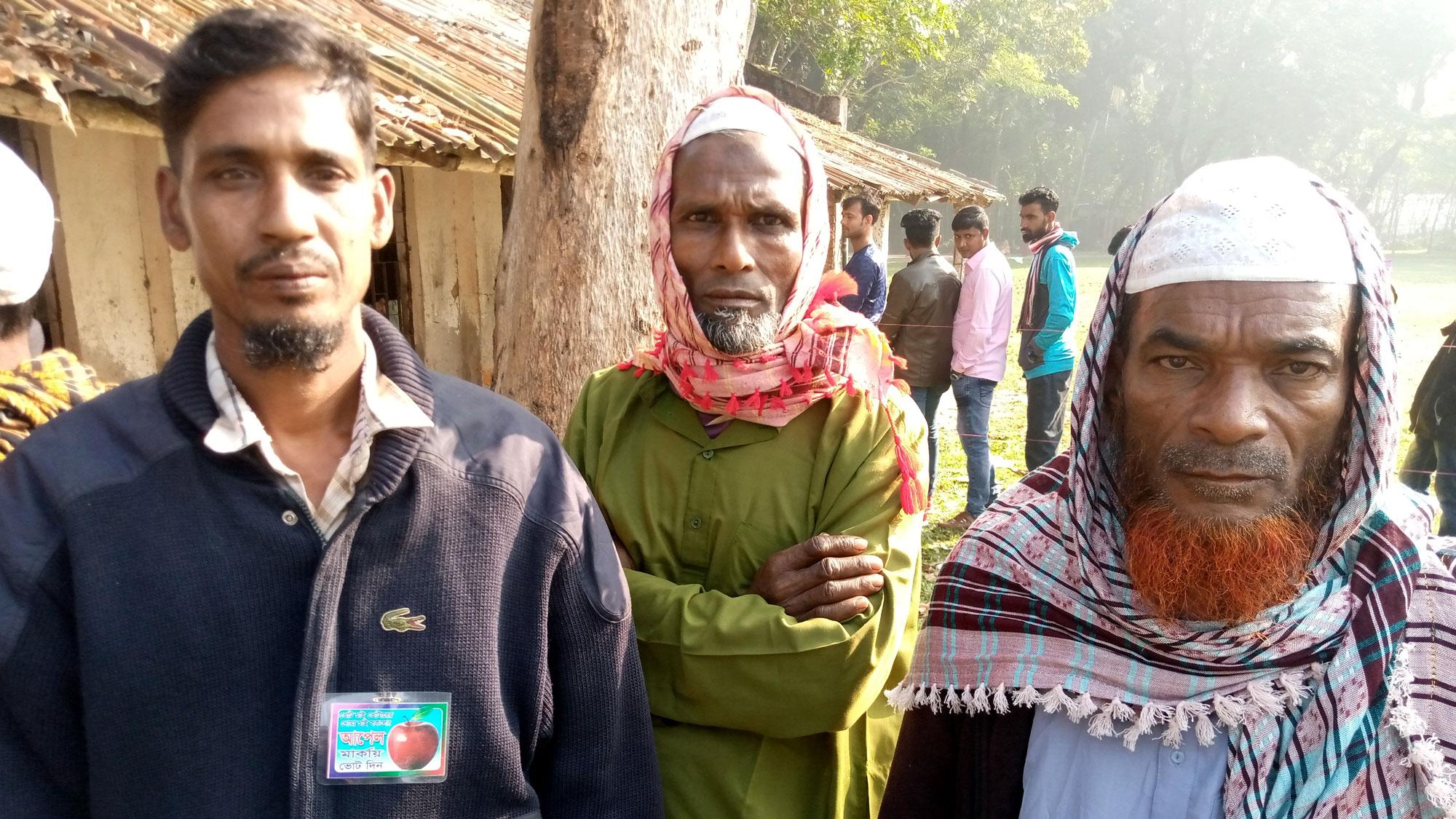 ১৪ বছর পর ভোট দিতে আইছি, ঈদের আনন্দ লাগতেছে