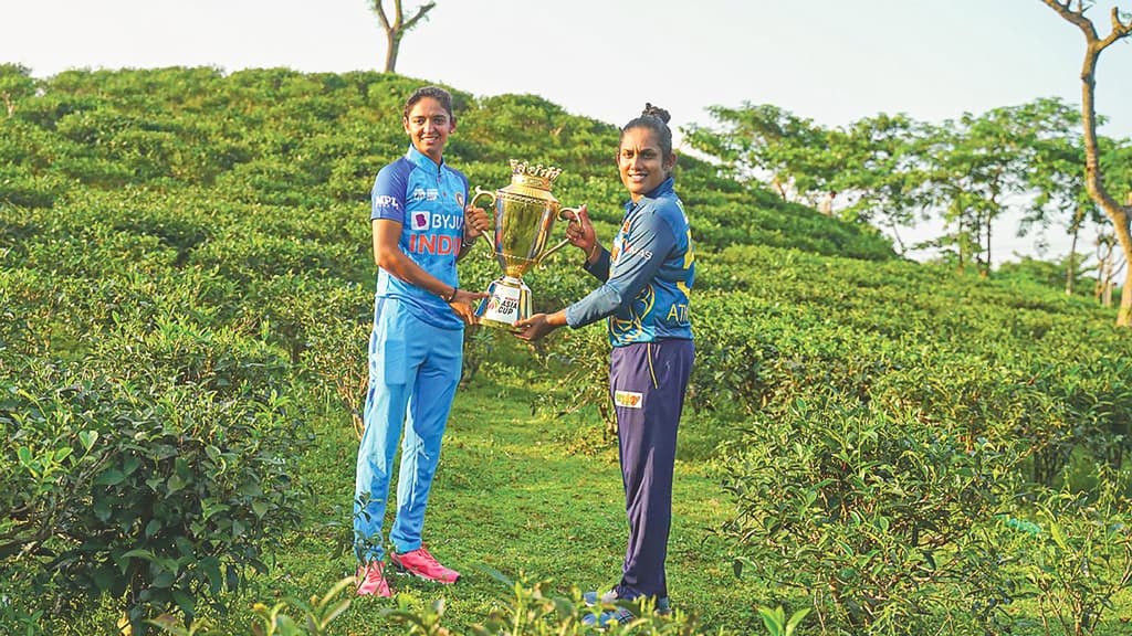 উজ্জীবিত শ্রীলঙ্কার সামনে ফেবারিট ভারত