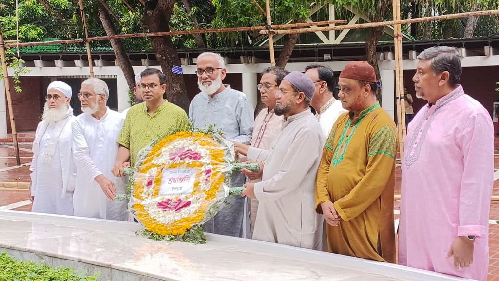 বঙ্গবন্ধুর সমাধিতে আইএসইউ উপাচার্যের শ্রদ্ধা