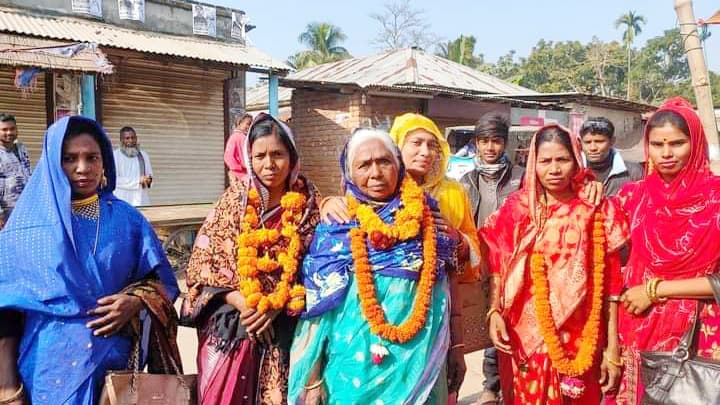 নাটোরে ইউপি সদস্য নির্বাচিত হলেন সহোদর তিন বোন