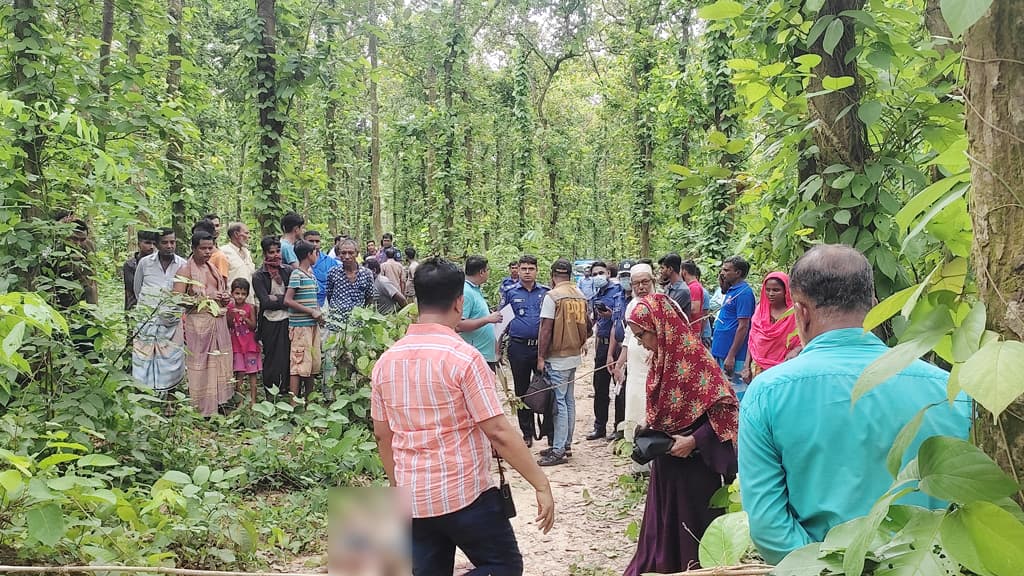 শ্রীপুরে গভীর গজারি বনের ভেতরে যুবকের রক্তাক্ত মরদেহ