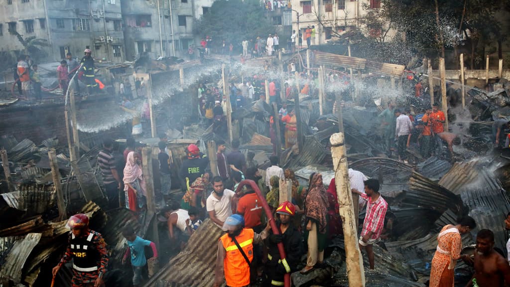 বস্তিতে ফায়ার হাইড্রেন্ট বসছে শিগগিরই