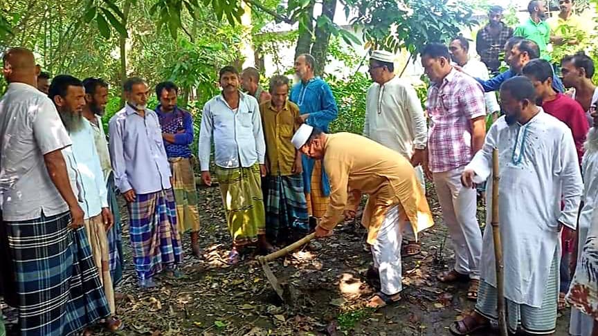 মুক্তিযোদ্ধার নামে রাস্তা নির্মাণ শুরু