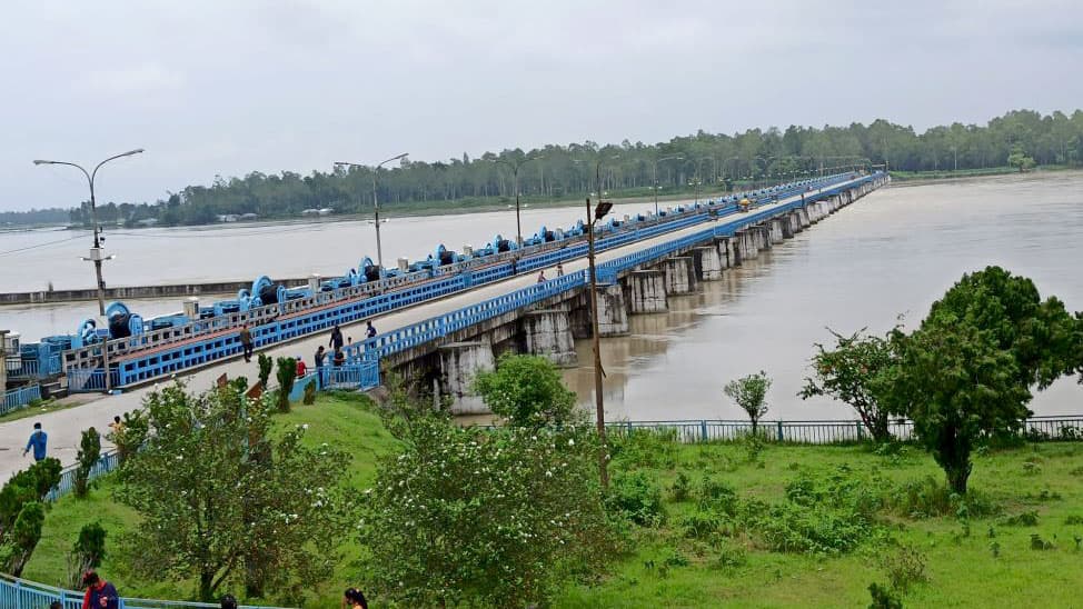 তিস্তার পানি বিপৎসীমার কাছাকাছি, বন্যার আশঙ্কা