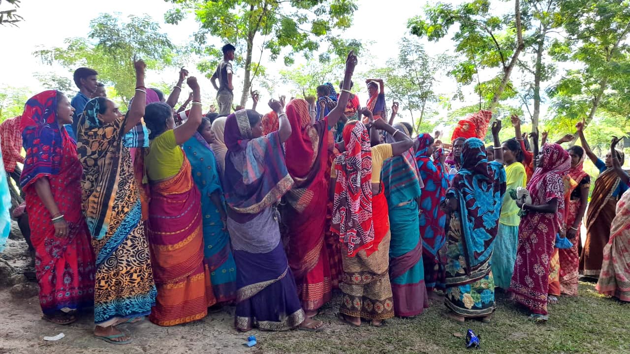 কর্মবিরতিতে লস্কর ভ্যালির শ্রমিকেরা, বৈঠকে পঞ্চায়েত নেতারা 