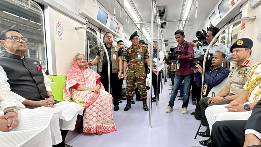 মেট্রোর আগারগাঁও-মতিঝিল অংশ উদ্বোধন করলেন প্রধানমন্ত্রী