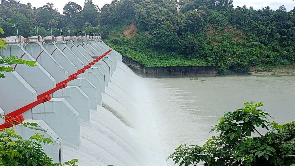 দ্বিতীয়বারের মতো বন্ধ করা হলো কাপ্তাই হ্রদের ১৬ জলকপাট