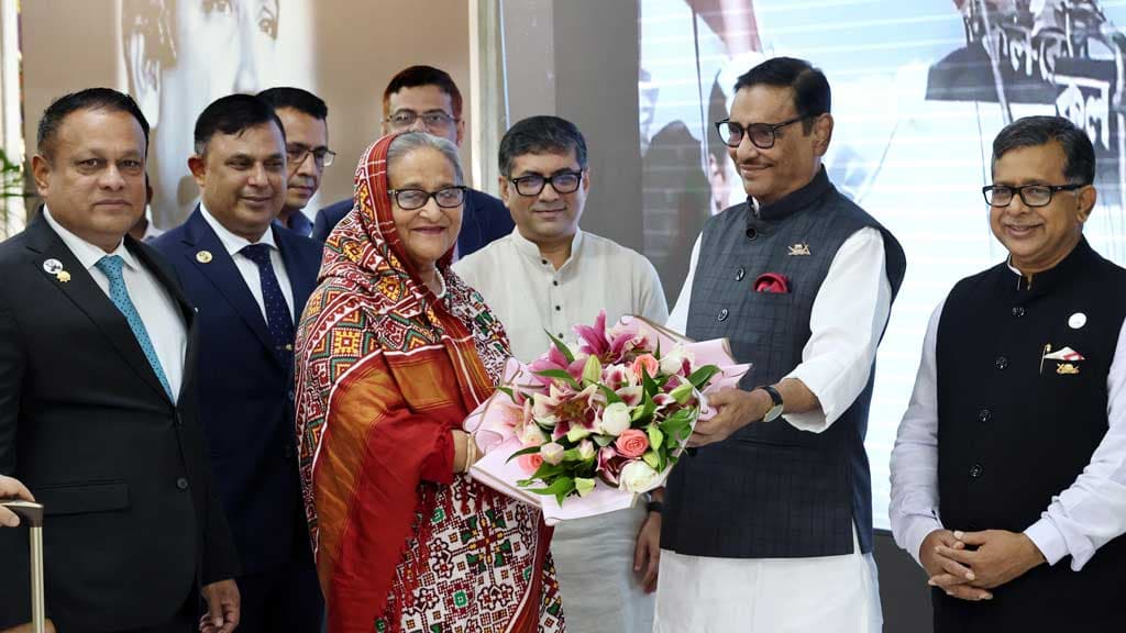 ব্রাসেলস থেকে দেশে ফিরেছেন প্রধানমন্ত্রী