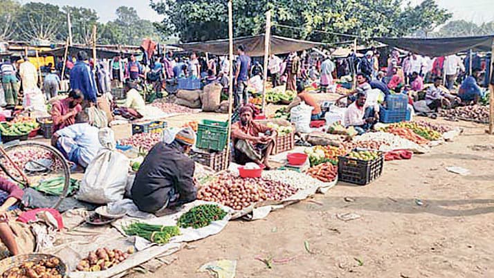 ভরা মৌসুমেও দাম চড়া