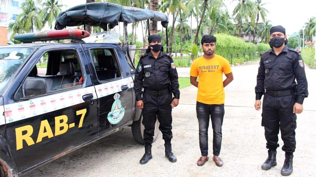 পটিয়ায় ধর্ষণ মামলার প্রধান আসামি গ্রেপ্তার, তরুণীর অবস্থা আশঙ্কাজনক