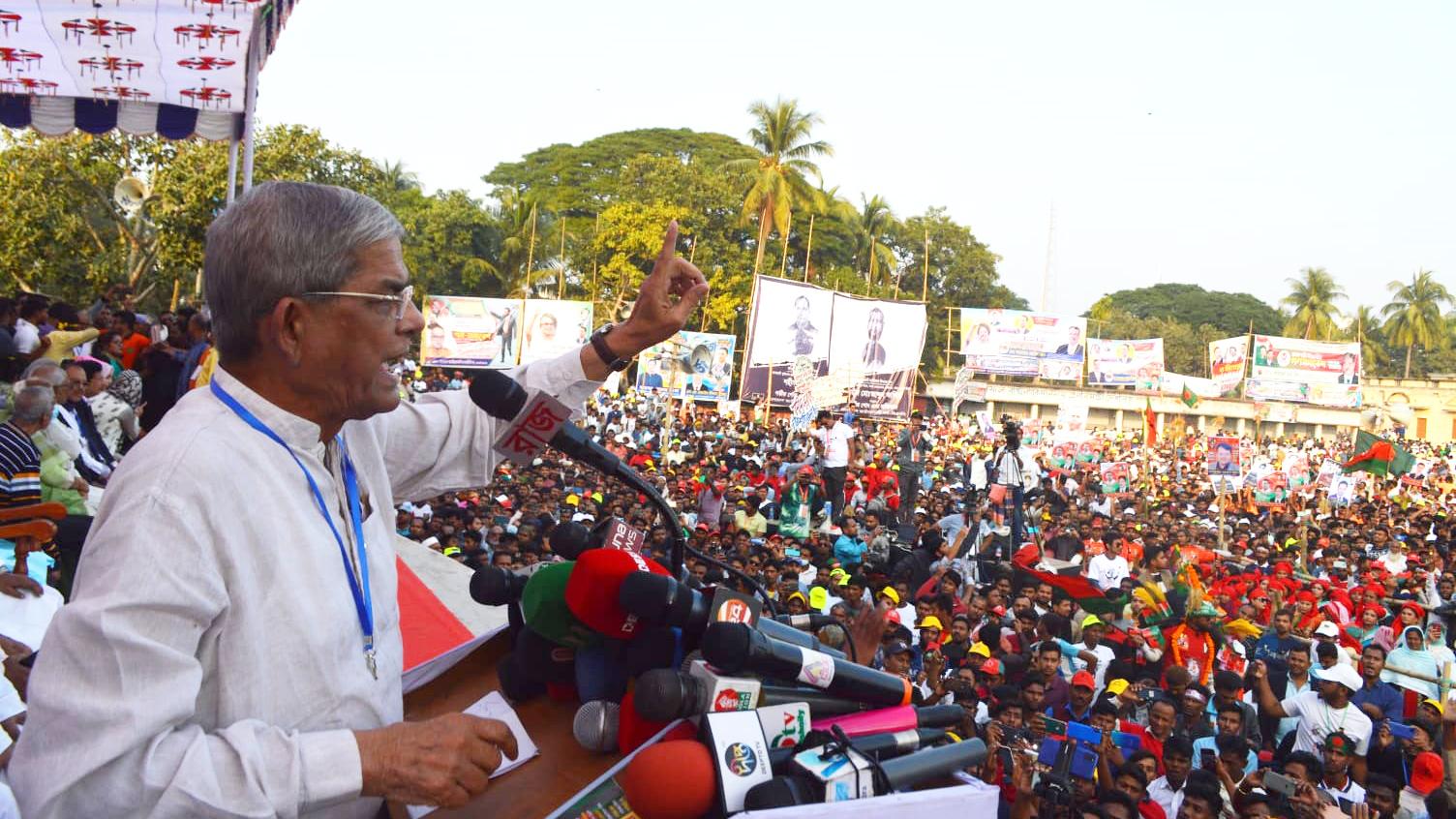 এবার হাসিনাকে পদত্যাগ করতে হবে: মির্জা ফখরুল