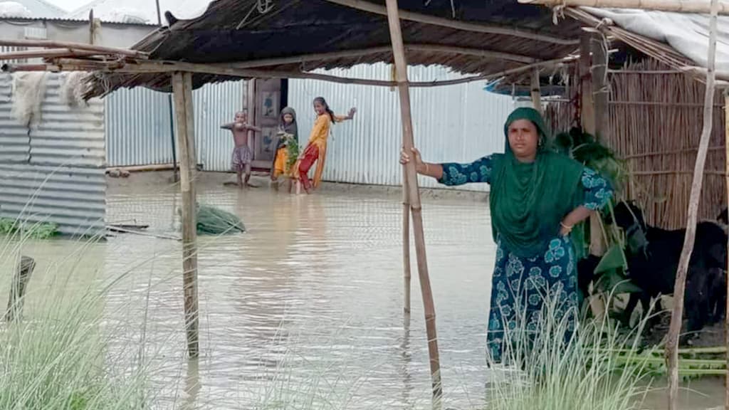 সিরাজগঞ্জে বিপৎসীমার ওপরে যমুনার পানি, তলিয়েছে ৪০৮ হেক্টর ফসলি জমি