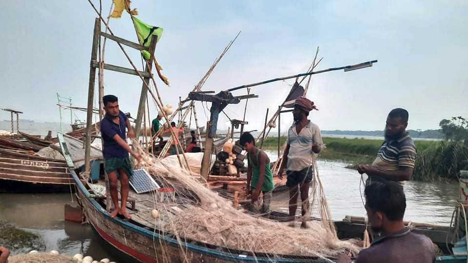 ইলিশ ধরার জন্য প্রস্তুত বোরহানউদ্দিনের ১৮ হাজার জেলে