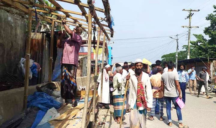 কালকিনিতে শতাধিক অবৈধ স্থাপনা উচ্ছেদ