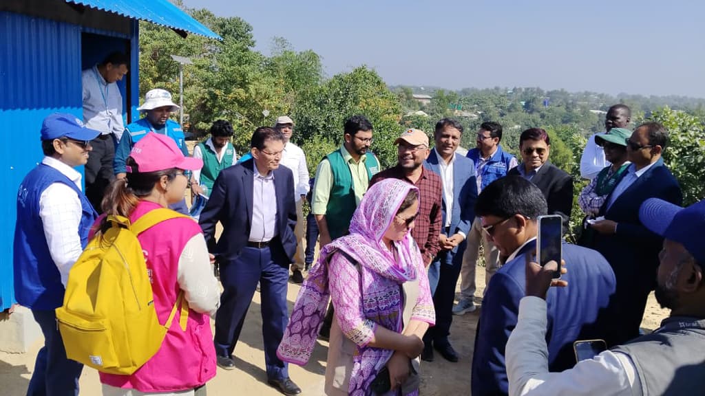 উখিয়ায় রোহিঙ্গা আশ্রয়শিবির পরিদর্শনে প্রধান উপদেষ্টার প্রতিনিধিদল