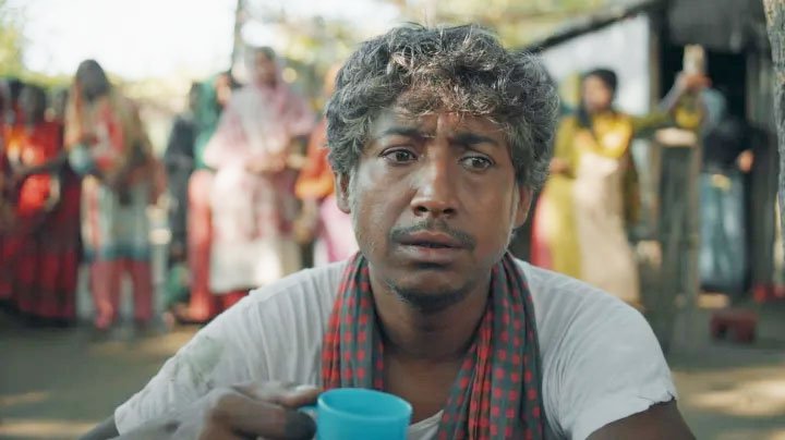 ‘নয়া মানুষ’ সিনেমায় রওনক হাসান। ছবি: সংগৃহীত