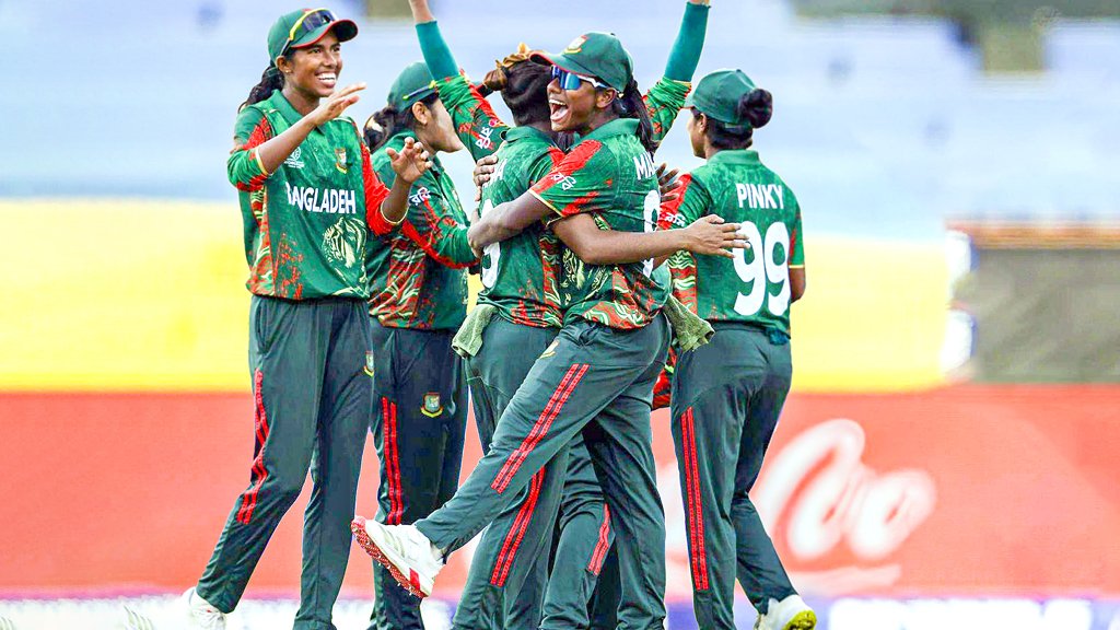 পাকিস্তানকে হারিয়ে বাংলাদেশের বিশ্বকাপ শুরু