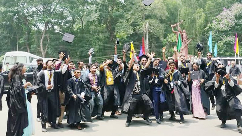 ছবিতে চবি’র সমাবর্তন