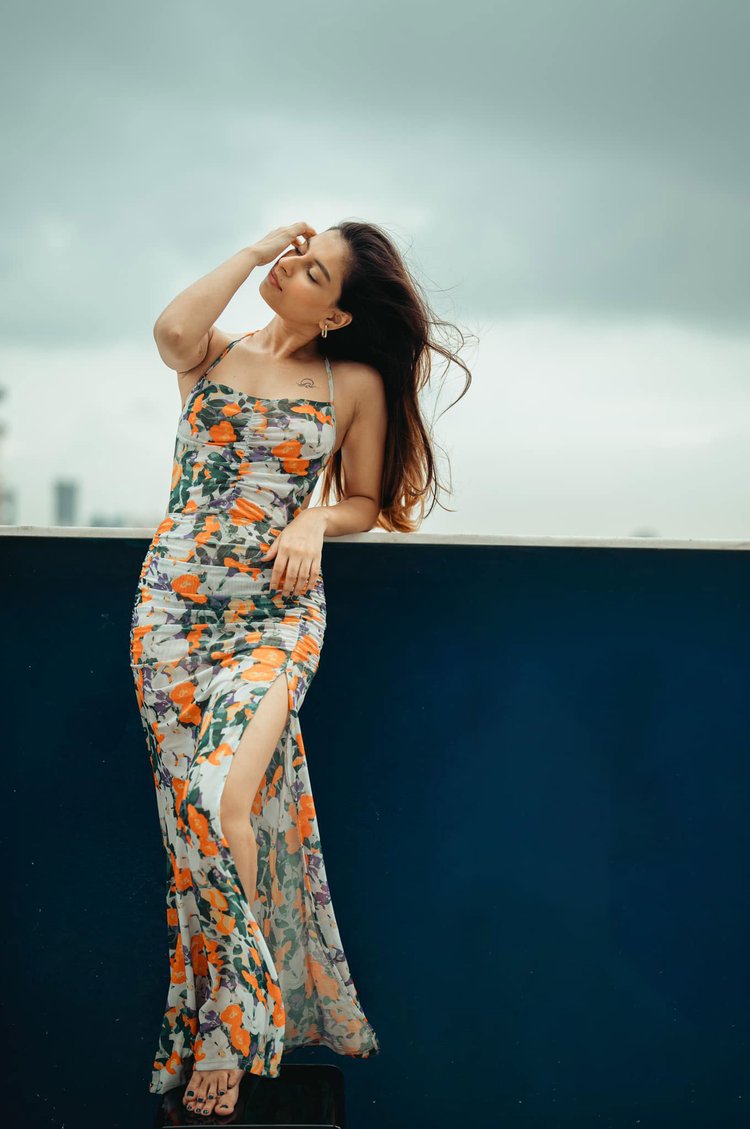 ‘বন্ধু, রহো রহো সাথে/ আজি এ সঘন শ্রাবণপ্রাতে…’। ছবি: জয়িতা তৃষা