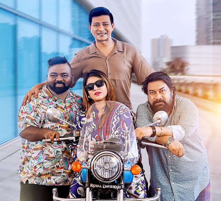 আরটিভির ‘মুশকিল আসান কোম্পানি’ ধারাবাহিকের দৃশ্য। ছবি: সংগৃহীত