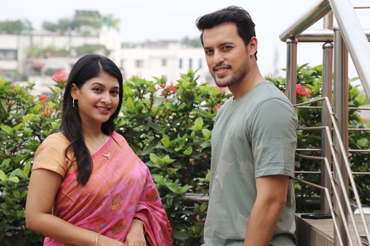 এটিএন বাংলার ‘পাঁচফোড়ন ‘ অনুষ্ঠানে সারিকা সাবরিন ও ইরফান সাজ্জাদ