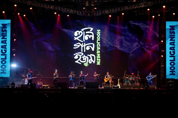 এক গানেই পশ্চিমবঙ্গের রাজনীতির মাঠ কাঁপিয়ে দিলেন অনির্বাণ ভট্টাচার্য