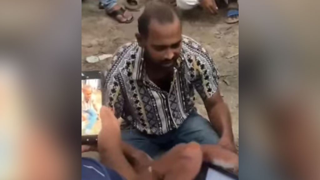 জাবিতে সাবেক ছাত্রলীগ নেতা হত্যা: বিশ্ববিদ্যালয়ের ৮ শিক্ষার্থীসহ অজ্ঞাতনামাদের বিরুদ্ধে থানায় অভিযোগ