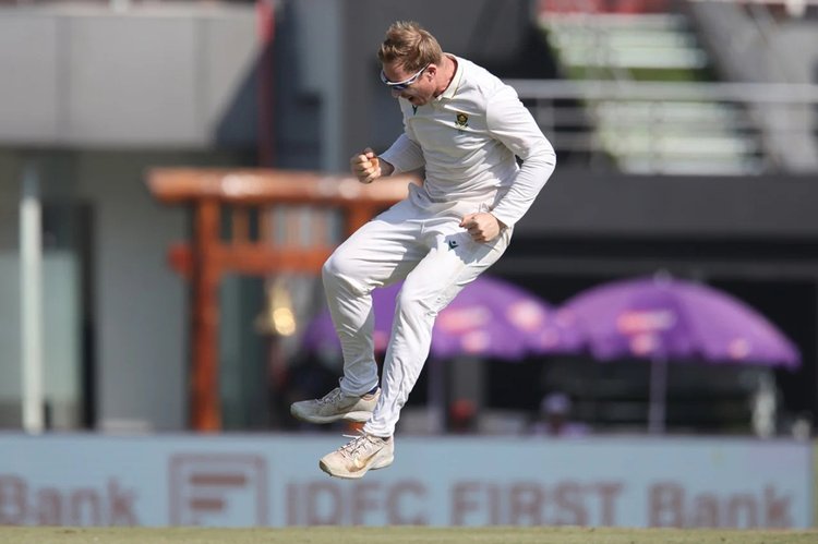 ভারতের বিপক্ষে ২ ম্যাচের টেস্ট সিরিজে ১৭ উইকেট নিয়ে সর্বোচ্চ উইকেটসংগ্রাহক দক্ষিণ আফ্রিকার সায়মন হারমার। ছবি: ক্রিকইনফো