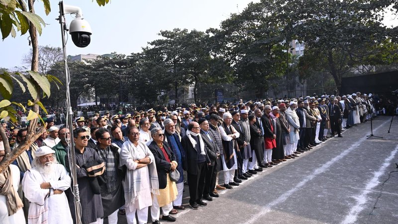 লাখো মানুষের অংশগ্রহণে খালেদা জিয়ার জানাজা সম্পন্ন