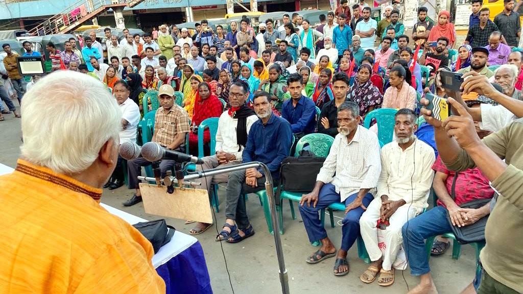 ১১ দফা দাবিতে সিলেটে চা-শ্রমিকদের সমাবেশ