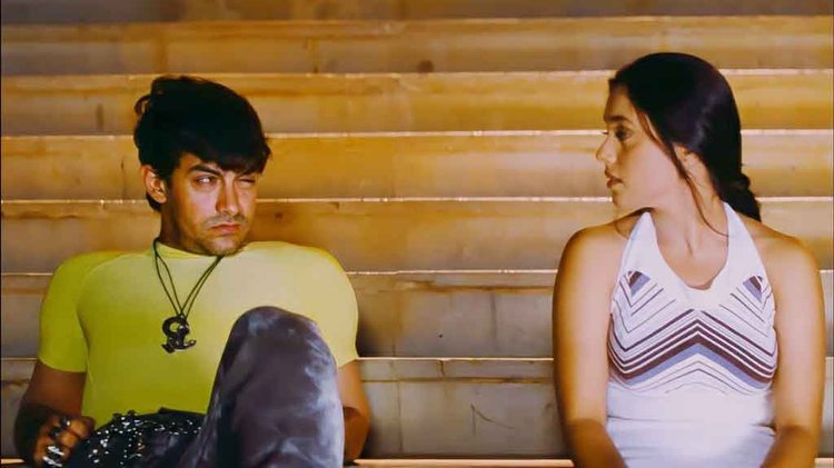 ২৭ বছর পর আমির খানের কণ্ঠে গান