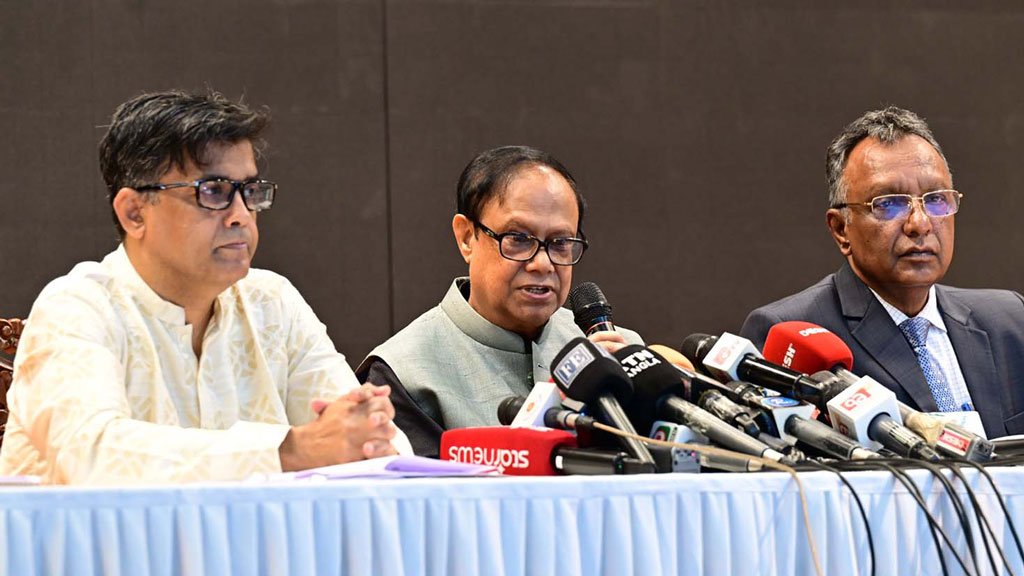 লুটের জব্দ করা টাকায় কল্যাণ তহবিল হবে: গভর্নর