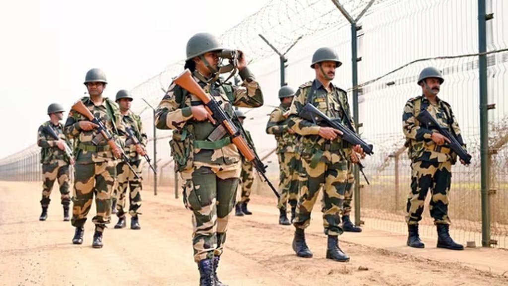 অবৈধভাবে ভারতে প্রবেশকালে বাংলাদেশি পুলিশ কর্মকর্তাকে আটকের দাবি বিএসএফের