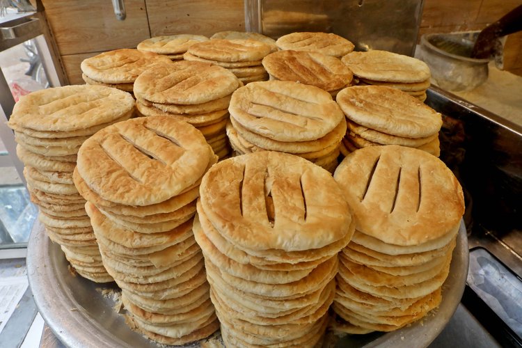 টেস্ট অ্যাটলাসের সেরা তালিকায় জায়গা করে নিয়েছে ঢাকার বাকরখানি। ছবি: আজকের পত্রিকা