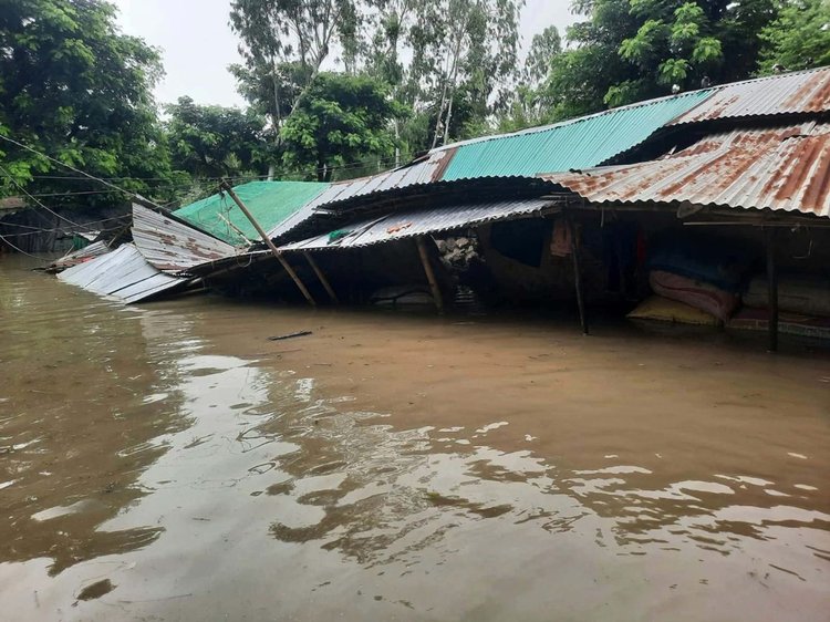 ছবি: আজকের পত্রিকা