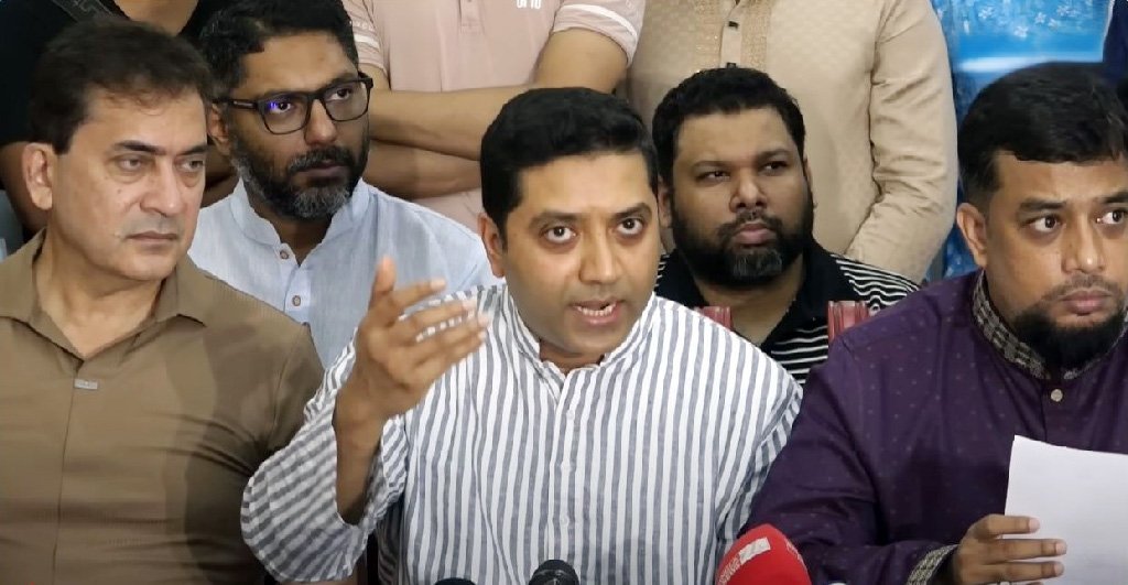 শেখ হাসিনার নির্দেশে ববি হাজ্জাজকে হত্যাচেষ্টা, সংবাদ সম্মেলনে অভিযোগ