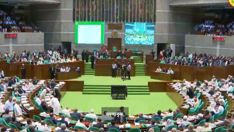 রোববার সকাল পর্যন্ত সংসদ অধিবেশন মুলতবি