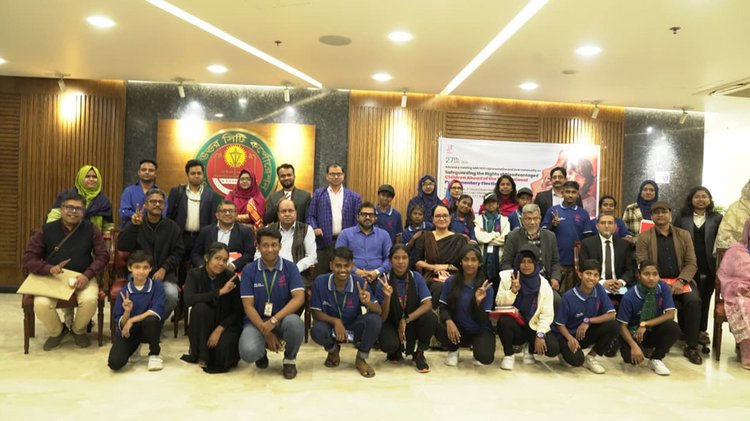 ডিএনসিসির সম্মেলনকক্ষে আয়োজিত এ বৈঠকে অতিথিরা। ছবি: বিজ্ঞপ্তি