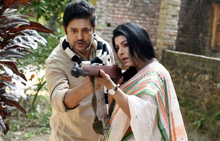 চ্যানেল আইয়ের ‘ডাক্তার বাড়ি’ নাটকের দৃশ্য। ছবি: সংগৃহীত