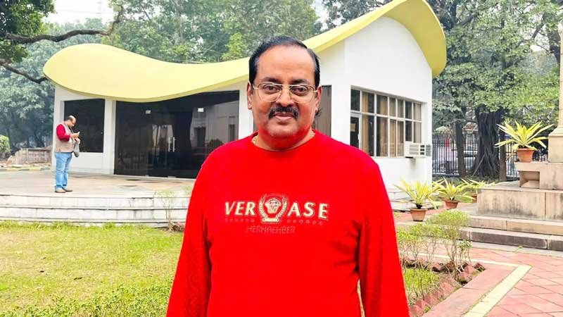 নারীকে অ্যাসিড নিক্ষেপ ও মারধরের অভিযোগে ডিপজলের বিরুদ্ধে মামলা