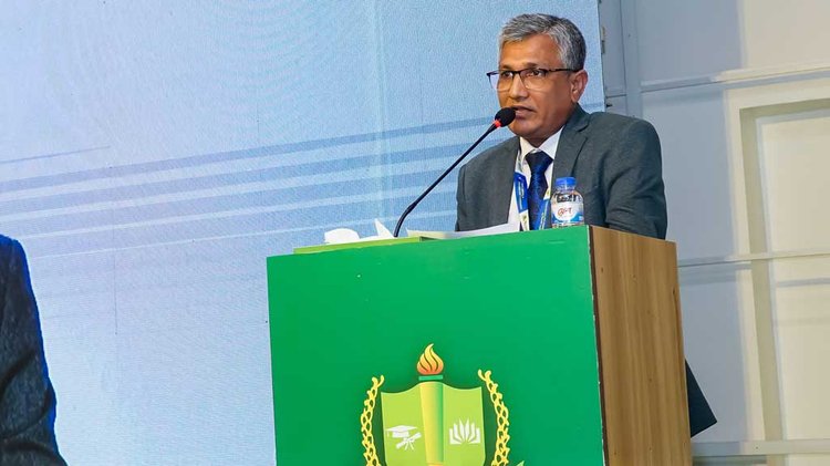 গ্রিন ইউনিভার্সিটির সামার সেমিস্টারের নবীন শিক্ষার্থীদের বরণ অনুষ্ঠান। ছবি আজকের পত্রিকা