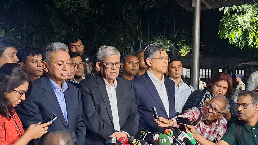 তত্ত্বাবধায়ক সরকারের ভূমিকায় যেতে হবে, প্রশাসনকে নিরপেক্ষ করতে হবে—প্রধান উপদেষ্টাকে বিএনপি