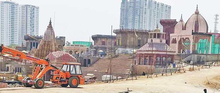 রামোজি ফিল্ম সিটিতে তৈরি হচ্ছে সেট