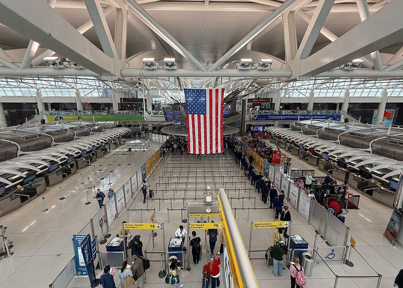 JFK_Terminal_One_inside-wiki