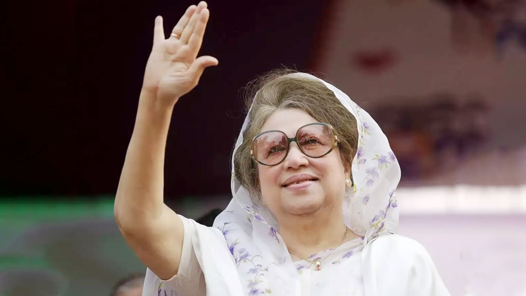 কাতারের এয়ার অ্যাম্বুলেন্সেই ফিরতে পারেন খালেদা জিয়া