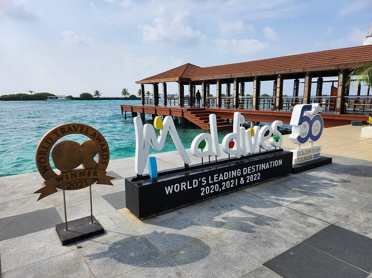 মালদ্বীপে পর্যটন মৌসুমকে পিক সিজন, শোল্ডার সিজন ও লো সিজন, সাধারণত এই তিন ভাগ করা হয়। ছবি: উইকিপিডিয়া