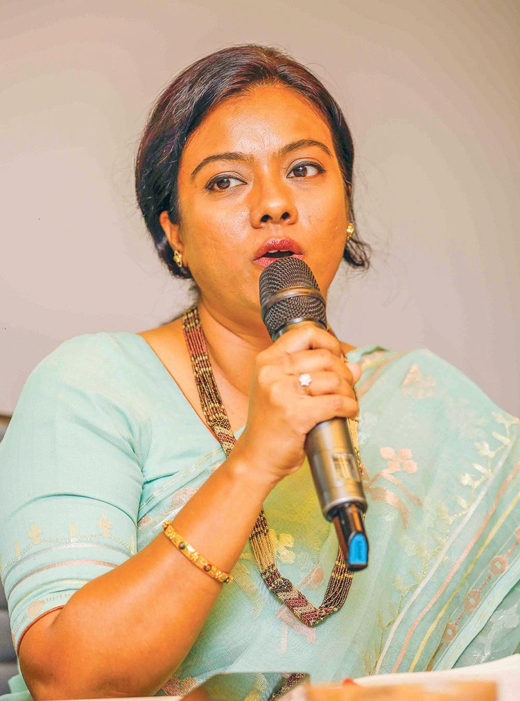নন্দিনী লোপা