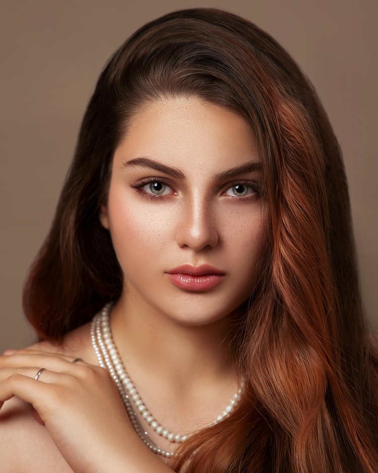 তুলা রাশির নারীরা ট্রেন্ডি যেকোনো লিপস্টিক ব্যবহার করতে পারেন। ছবি: পেক্সেলস