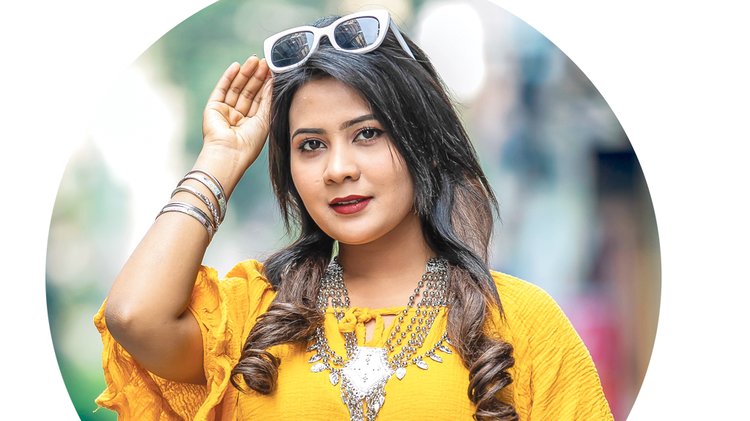 মডেল: জান্নাতুল ফেরদৌসি